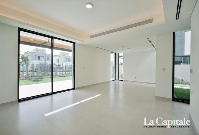 82351325 - Property Image 3