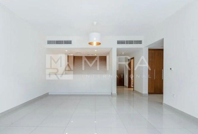 76049369 - Property Image 2
