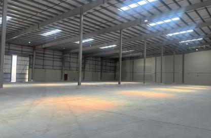 Warehouse - Studio - 1 Bathroom for rent in Umm Al Thuoob - Umm Al Quwain