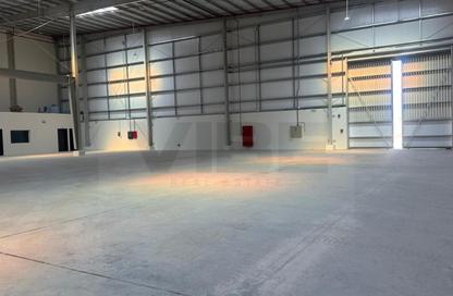 Warehouse - Studio - 1 Bathroom for rent in Umm Al Thuoob - Umm Al Quwain