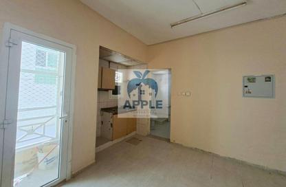 Apartment - Studio - 1 Bathroom for rent in Muwaileh 29 Building - Muwaileh - Sharjah