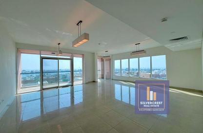 Apartment - 3 Bedrooms - 5 Bathrooms for rent in Marina Sunset Bay - The Marina - Abu Dhabi