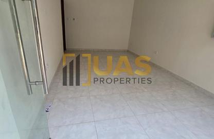 Shop - Studio - 1 for rent in Karama 1 Building - Al Karama - Bur Dubai - Dubai