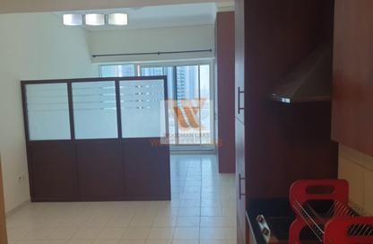 Apartment - Studio - 1 Bathroom for rent in Lake Terrace - JLT Cluster D - Jumeirah Lake Towers - Dubai
