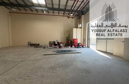 Warehouse - Studio - 1 for rent in Umm Al Thuoob - Umm Al Quwain
