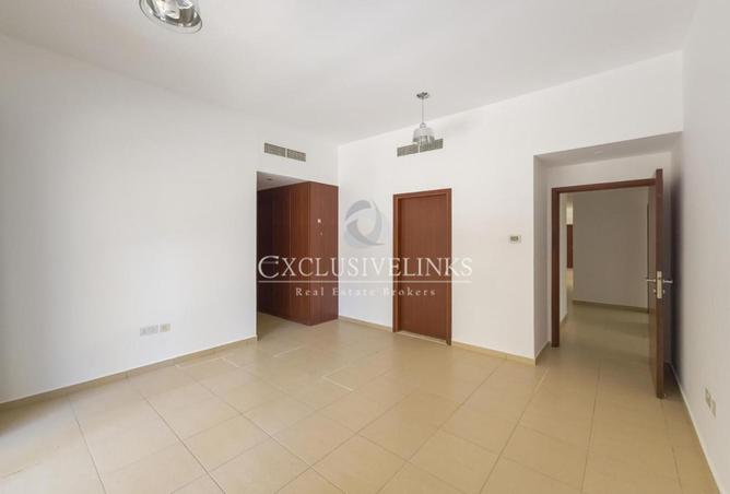 77775768 - Property Image 3