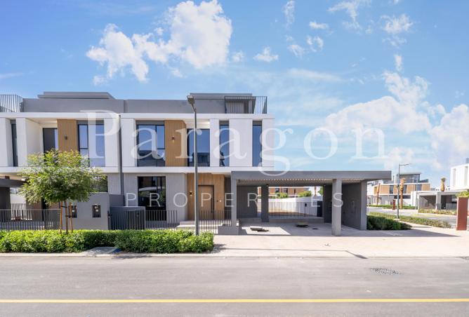 16081115 - Property Main Image