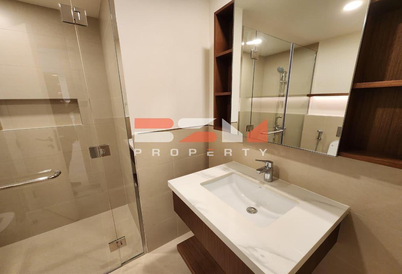 POOL VIEW | READY TO MOVE | MID FLOOR | SPACIOUS photo 8