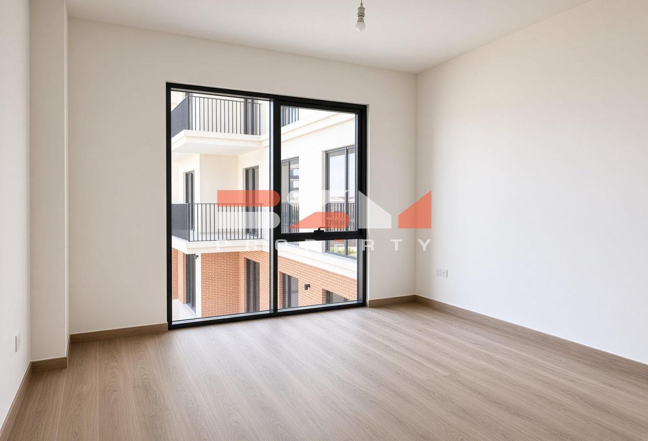 POOL VIEW | READY TO MOVE | MID FLOOR | SPACIOUS photo 9