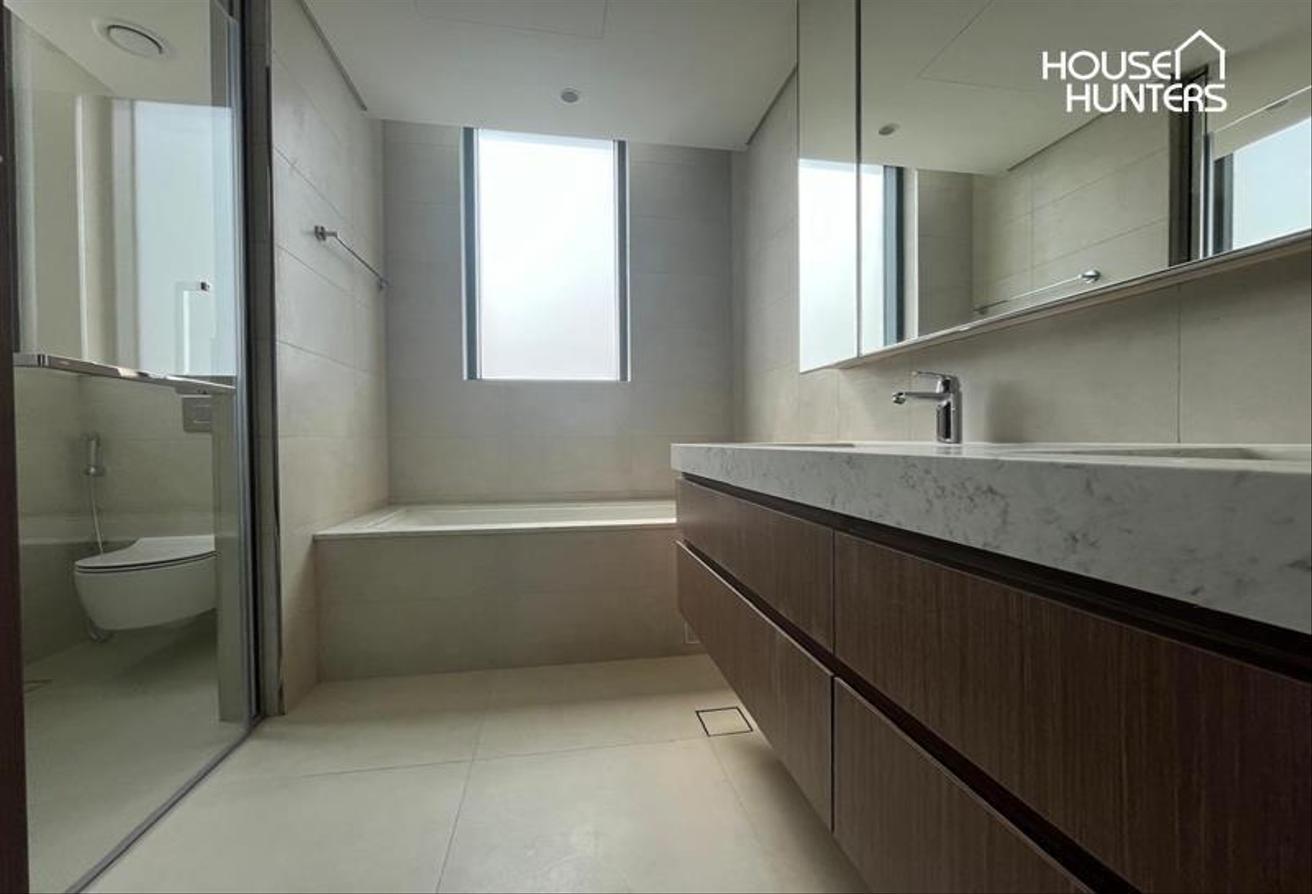 Prime location | Brand New | Bright layout photo 9