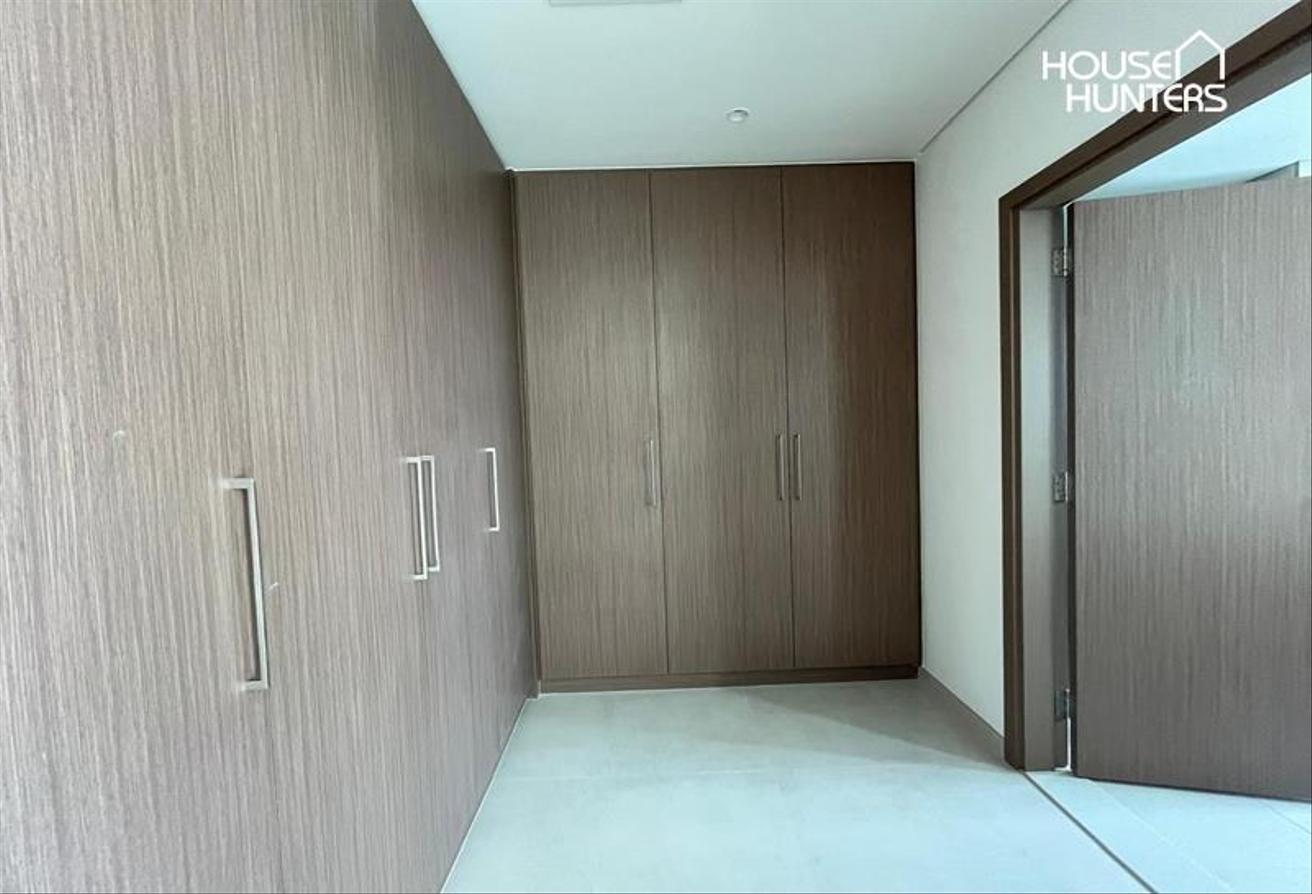 Prime location | Brand New | Bright layout photo 10