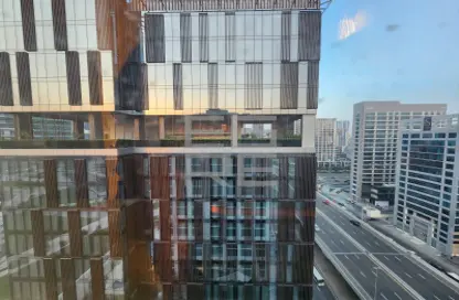 شقة - 2 غرف نوم - 3 حمامات للايجار في بارك سنترال - الخليج التجاري - دبي