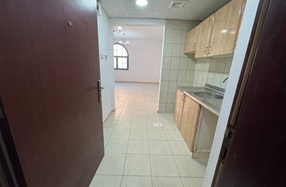 شقة - 1 للإيجار في M06 - طراز فارسي - المدينة العالمية - دبي شقة - 1 للإيجار في M06 - طراز فارسي - المدينة العالمية - دبي