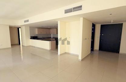 Apartment - 2 Bedrooms - 3 Bathrooms for rent in Tala Tower - Marina Square - Al Reem Island - Abu Dhabi