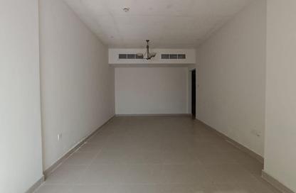 Apartment - 2 - 3 for rent in Al Ferasa Tower - Al Majaz 1 - Al Majaz - Sharjah