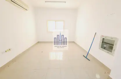 شقة - غرفة نوم - 1 حمام للايجار في طريق فاير ستاشن - مويلح - الشارقة