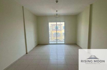 Apartment - 1 - 2 for sale in Building IC1-EMR-10 - Emirates Cluster - International City - Dubai