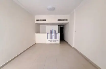 شقة - 1 حمام للايجار في طريق فاير ستاشن - مويلح - الشارقة