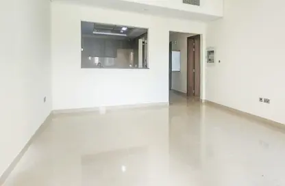 شقة - غرفة نوم - 2 حمامات للايجار في مبنى الحمادي - شاطئ الراحة - أبوظبي