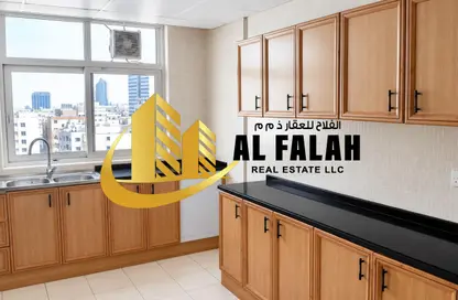 Apartment - 2 Bedrooms - 2 Bathrooms for rent in Al Sharq - Sharjah