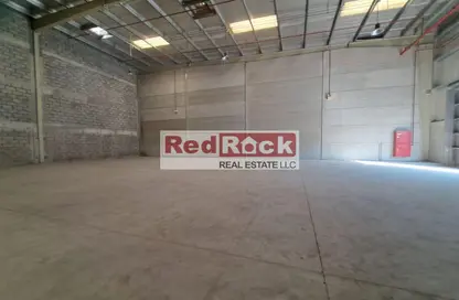 Warehouse - Studio - 2 Bathrooms for rent in Al Sajaa Industrial - Al Sajaa - Sharjah