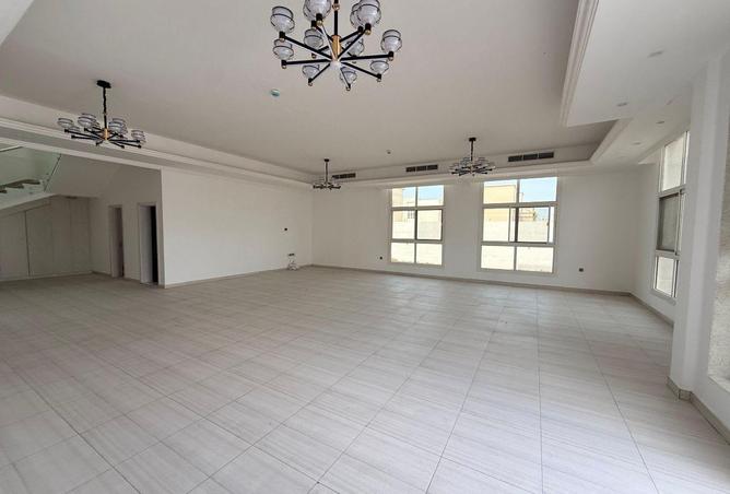 77398543 - Property Image 3