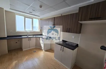 Apartment - 1 Bedroom - 2 Bathrooms for rent in AlFalah - Muwaileh Commercial - Sharjah