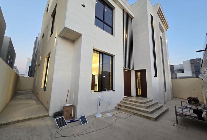 117702033 - Property Image 2