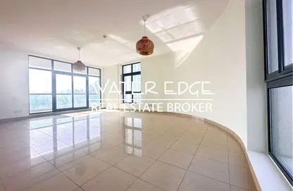 Apartment - 2 Bedrooms - 3 Bathrooms for rent in The Links West Tower - The Links - The Views - Dubai