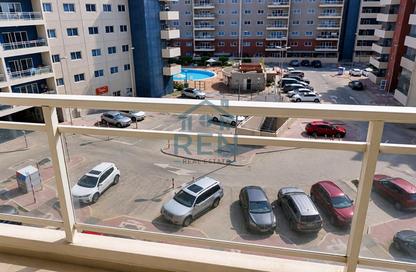 Apartment - 1 Bedroom - 2 Bathrooms for sale in Tower 24 - Al Reef Downtown - Al Reef - Abu Dhabi