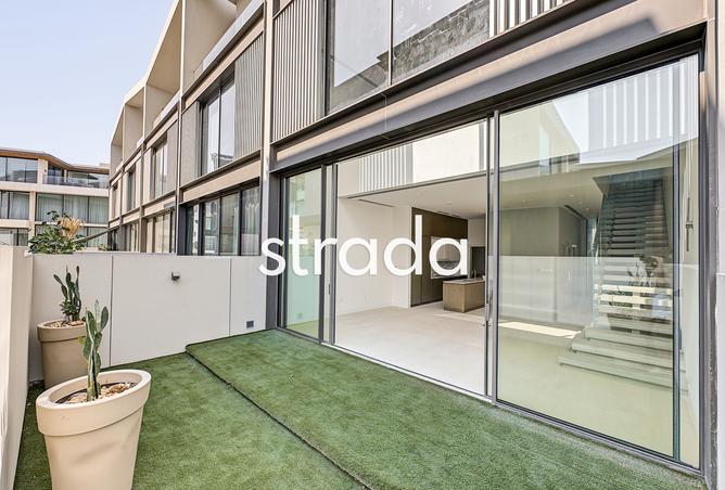 Vacant| Lift| Maids| View Today
