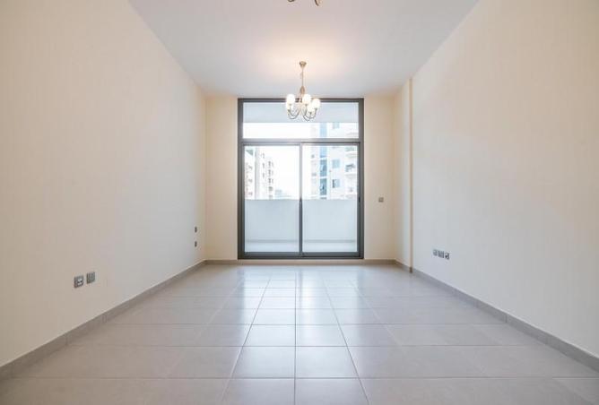 76163027 - Property Image 3