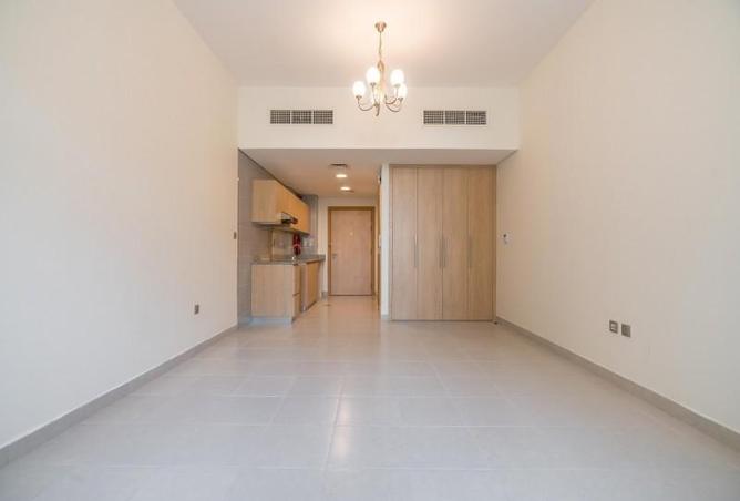 76163027 - Property Image 2