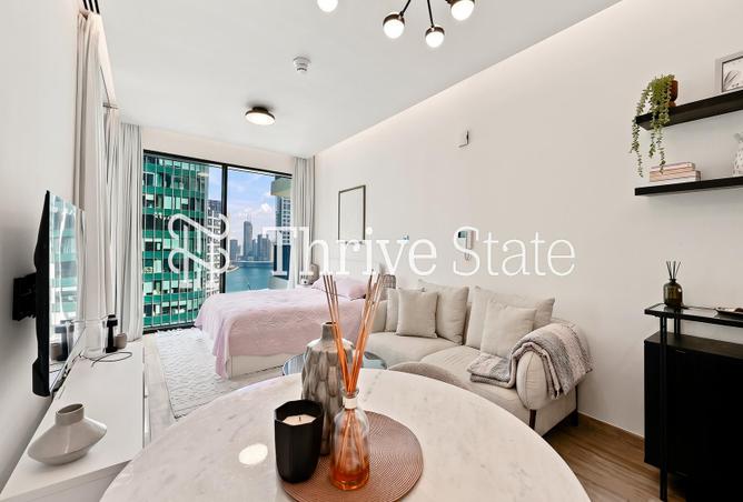Fully Furnished | Spacious | Up to 4 Cheques photo 2