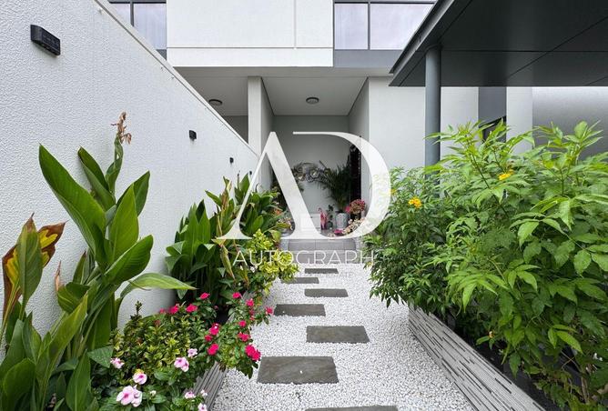 73111865 - Property Image 2