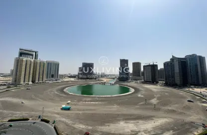 شقة - غرفة نوم - 2 حمامات للايجار في تفريعة القنال 1 - أبراج الجولف - مدينة دبي الرياضية - دبي