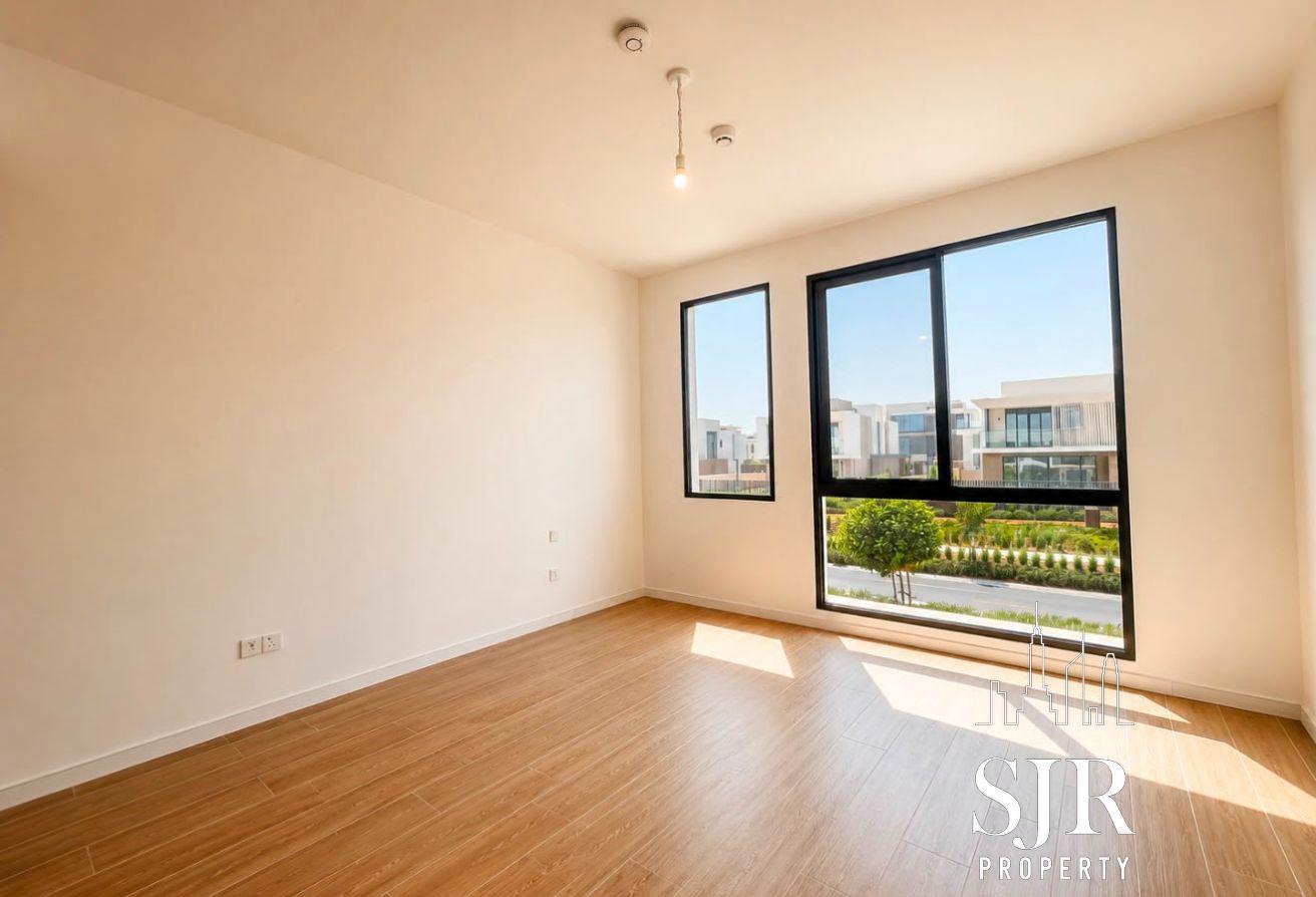 Motivated Landlord | Brand New | Single Row Corner photo 14