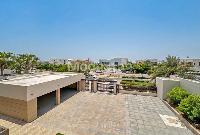 130212983 - Property Image 3