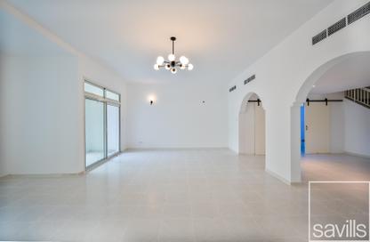 Villa - 3 - 4 for rent in Umm Suqeim 2 Villas - Umm Suqeim 2 - Umm Suqeim - Dubai
