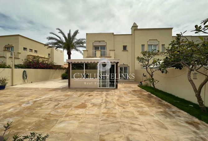 70285427 - صورة العقار 2