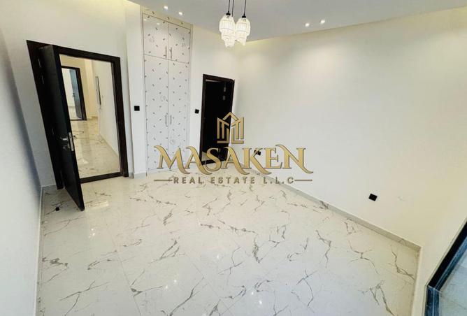 83672155 - Property Image 3