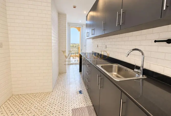 144600303 - Property Image 3