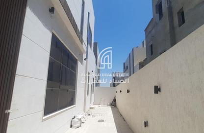 Villa - 5 Bedrooms - 7 Bathrooms for sale in Al Hooshi Villas - Hoshi - Al Badie - Sharjah Villa - 5 Bedrooms - 7 Bathrooms for sale in Al Hooshi Villas - Hoshi - Al Badie - Sharjah