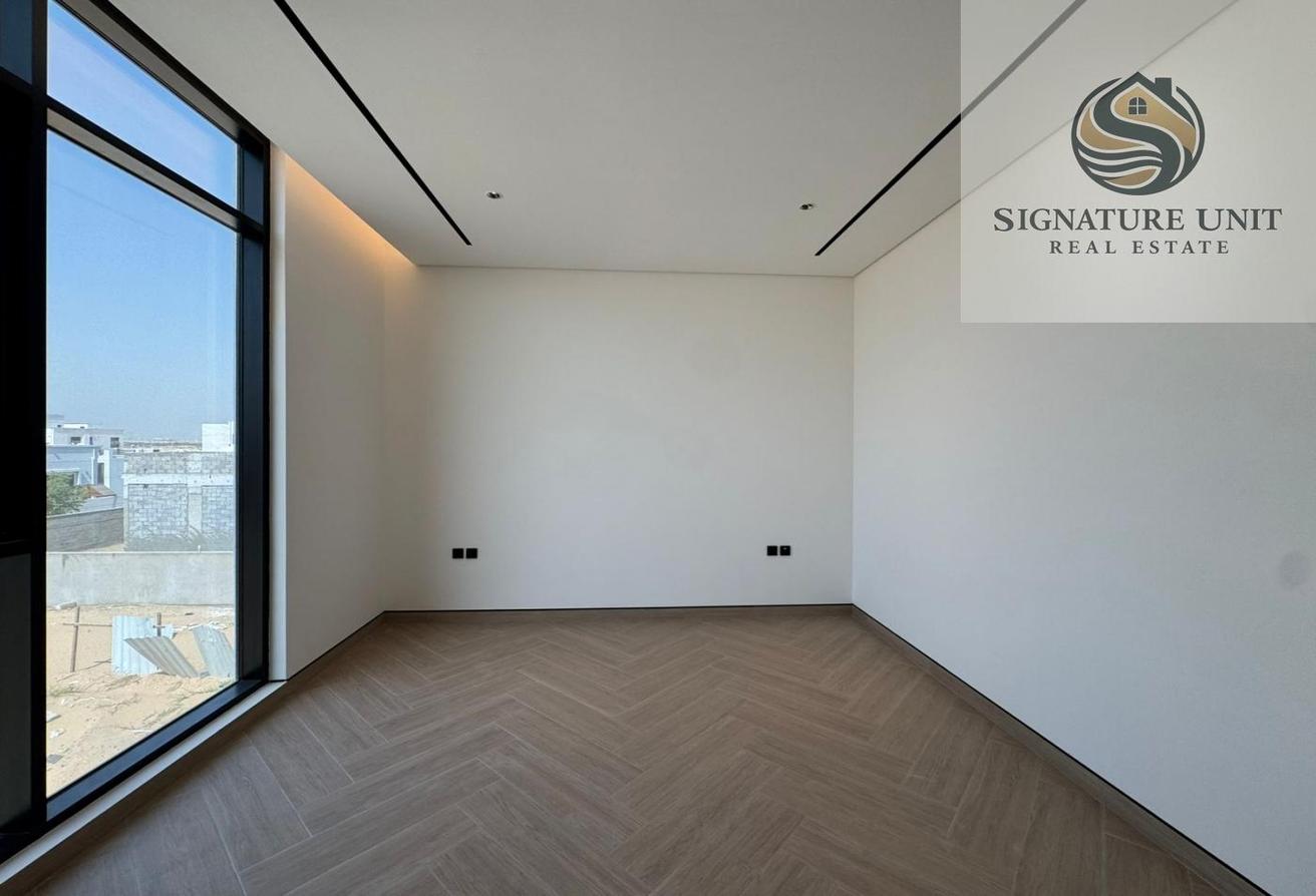 Spacious 5-BR|Majlis & Maid’s Room| Garden photo 16