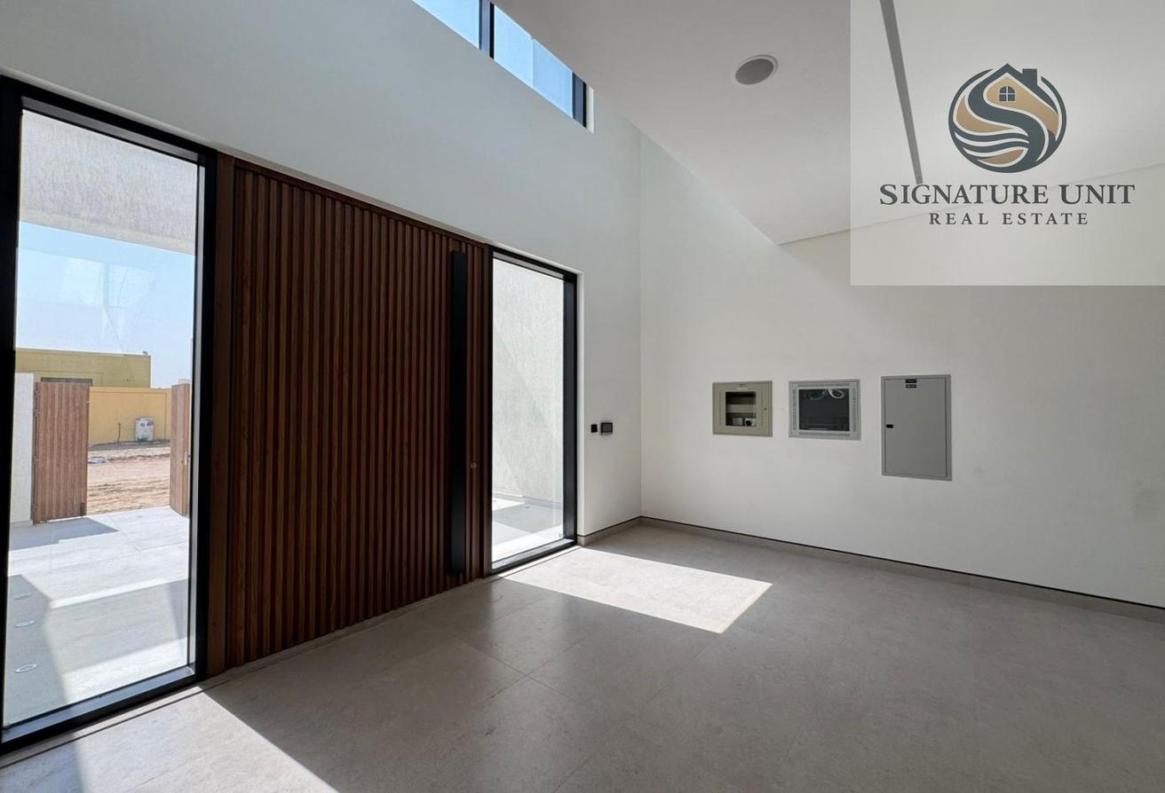 Spacious 5-BR|Majlis & Maid’s Room| Garden photo 4