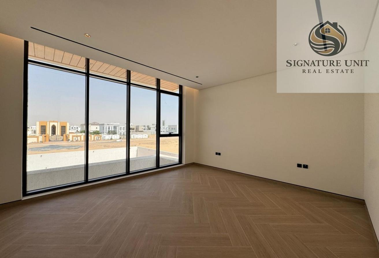 Spacious 5-BR|Majlis & Maid’s Room| Garden photo 13