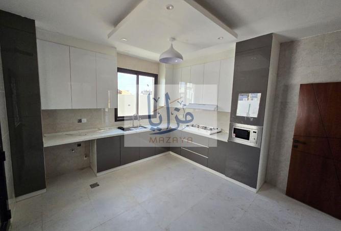 82369448 - Property Image 2