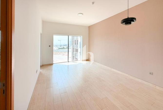 129758437 - Property Main Image