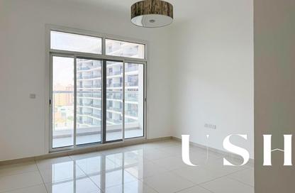 Apartment - 1 Bedroom - 2 Bathrooms for rent in Topaz Residence 3 - Topaz Residence - Dubai Silicon Oasis - Dubai
