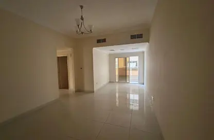 شقة - 2 غرف نوم - 2 حمامات للايجار في برج النعيمية 1 - أبراج النعيمية - النعيمية - عجمان